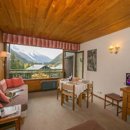 Sainte-foy-l'argentiere Sleeps 3 Pool 아파트